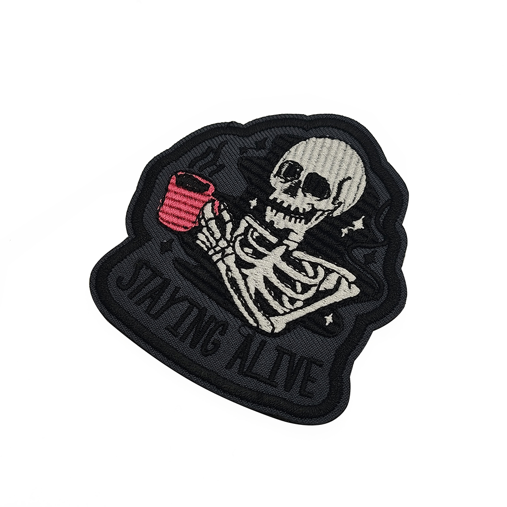 Humorvolle Skelett-Stickerei-A – Motorcycle Gear Quotes Bewertung und Preis